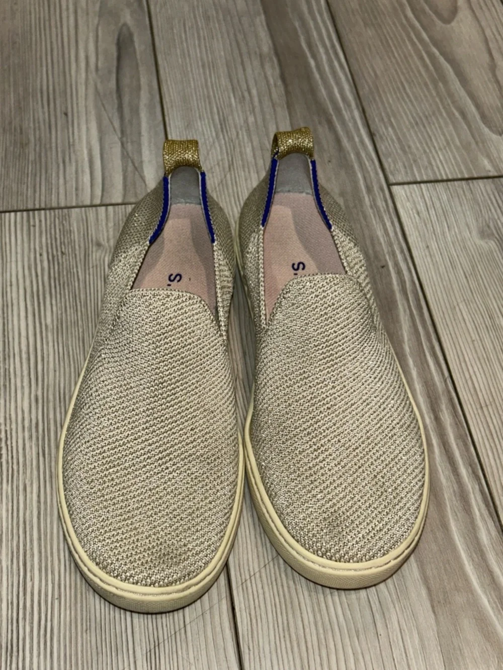 Rothy’s Kids Slip-On Woven Canvas Sneakers in Natural with Blue Accent size K1